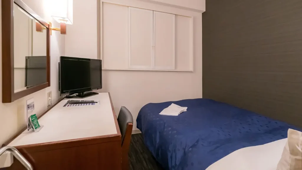 small bedroom storage furniture